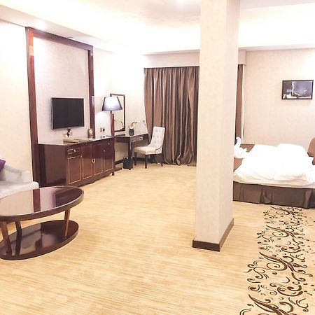 Holiday Khaleej Riadh Exterior foto